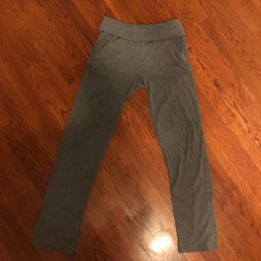 Soft Grey Fold-over Waist Sweatpants| Size: XS